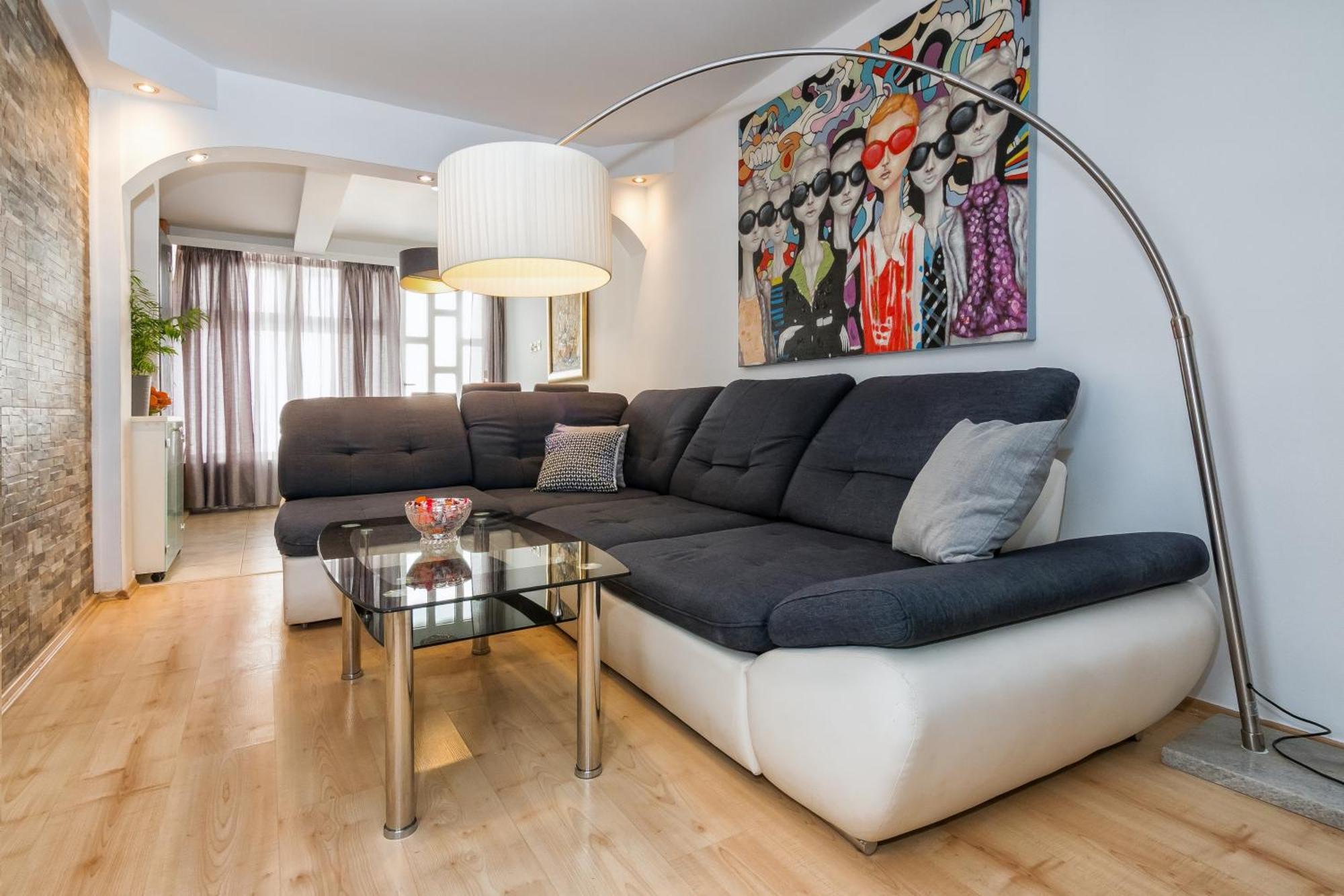 Relaxing 2Bd Apartment, Ground Floor - Walk To Old Town Split Luaran gambar